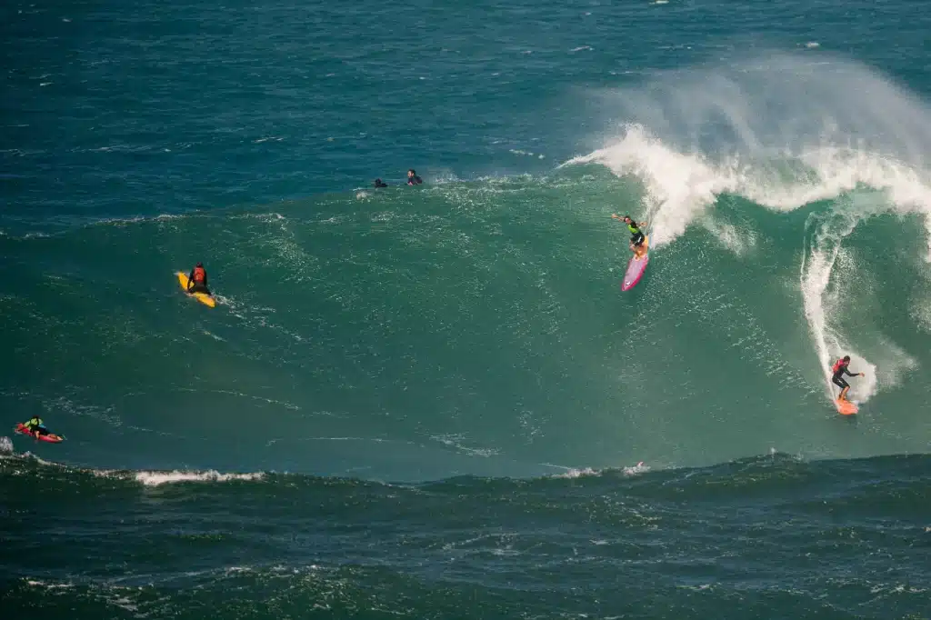 Big Wave riding ©Romuald Pliquet, Photographer