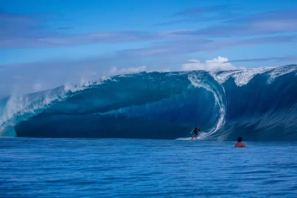 Surfing moments©Romuald Pliquet, Photographer