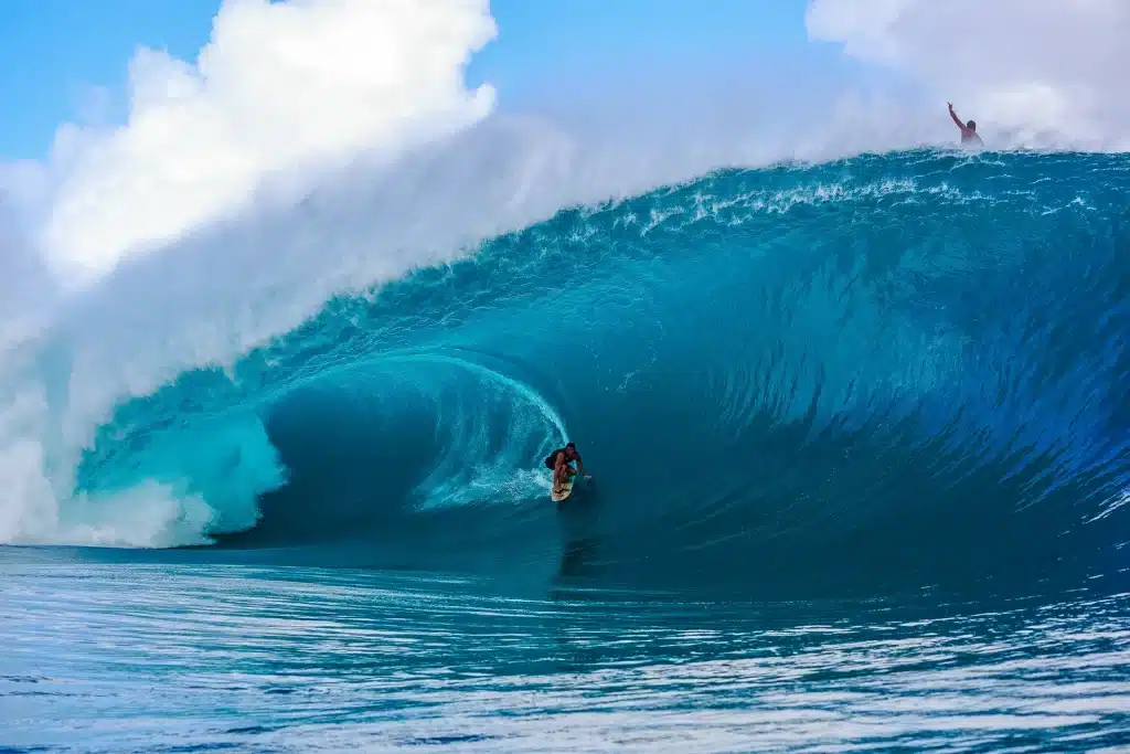 Surfing moments©Romuald Pliquet, Photographer
