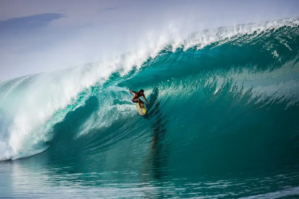 Surfing moments©Romuald Pliquet, Photographer