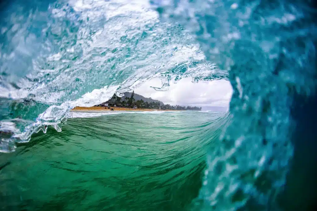 Ocean Waves ©Romuald Pliquet, Photographer