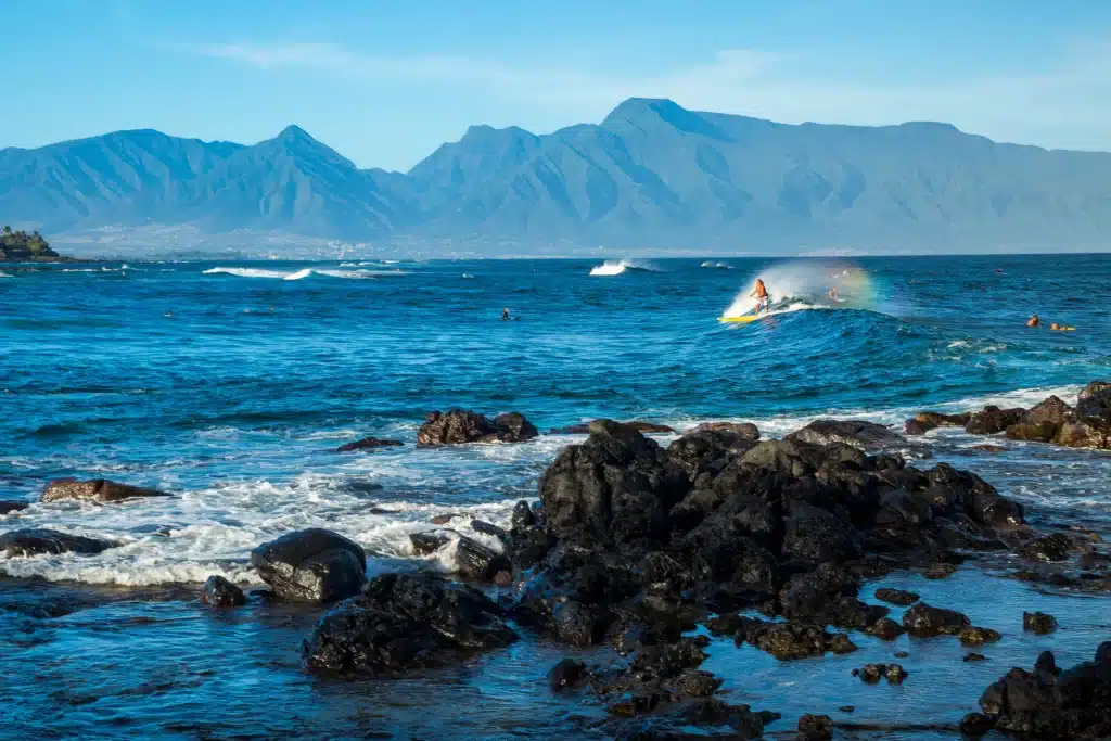 Coastal surf image ©Romuald Pliquet, Photographer