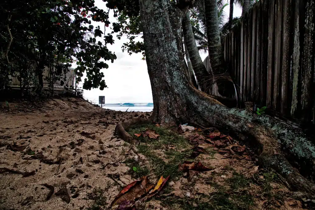 Coastal surf image ©Romuald Pliquet, Photographer
