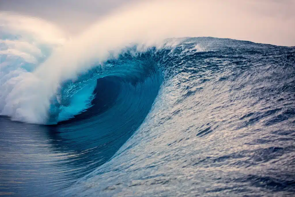 Ocean Waves ©Romuald Pliquet, Photographer