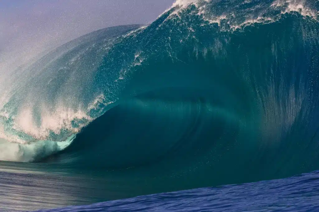 Ocean Waves ©Romuald Pliquet, Photographer