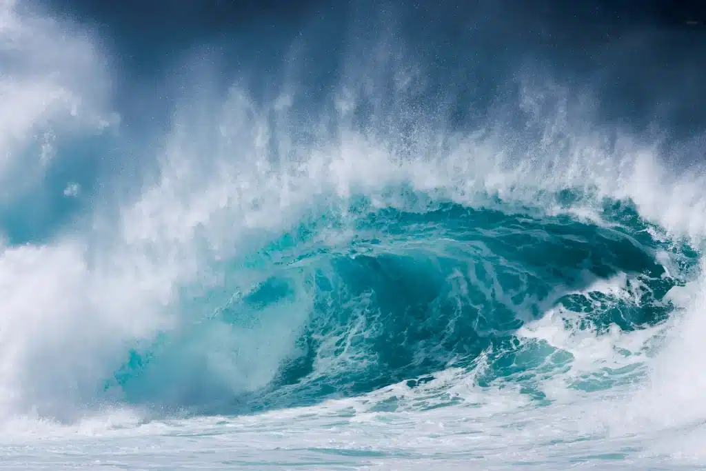 Ocean Waves ©Romuald Pliquet, Photographer